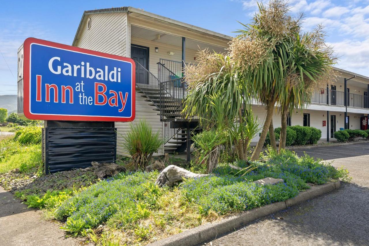 Garibaldi Inn At The Bay Εξωτερικό φωτογραφία